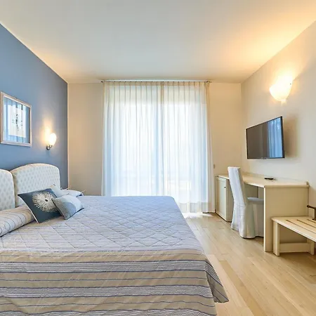 Belvedere Hotel 3*