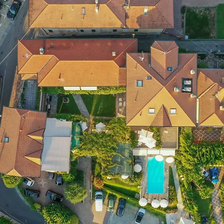 Belvedere Hotel 3*